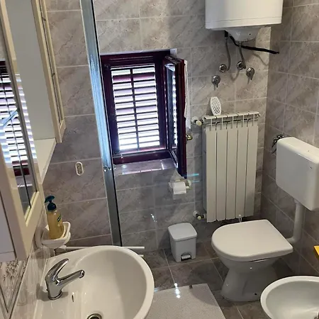 Elza Apartmán *